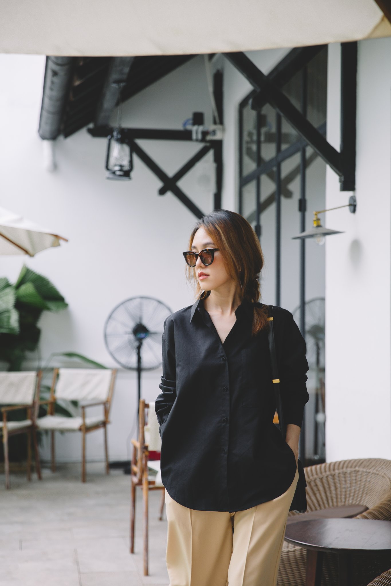 Chicka Chicka - Áo sơ mi Oversized basic shirt - Black