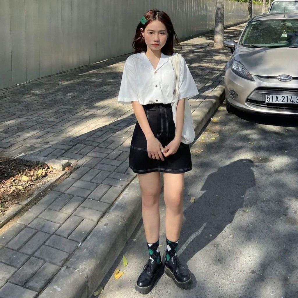 Đầm ôm body kiểu sơ mi tay dài phối trắng đen | Shopee Việt Nam