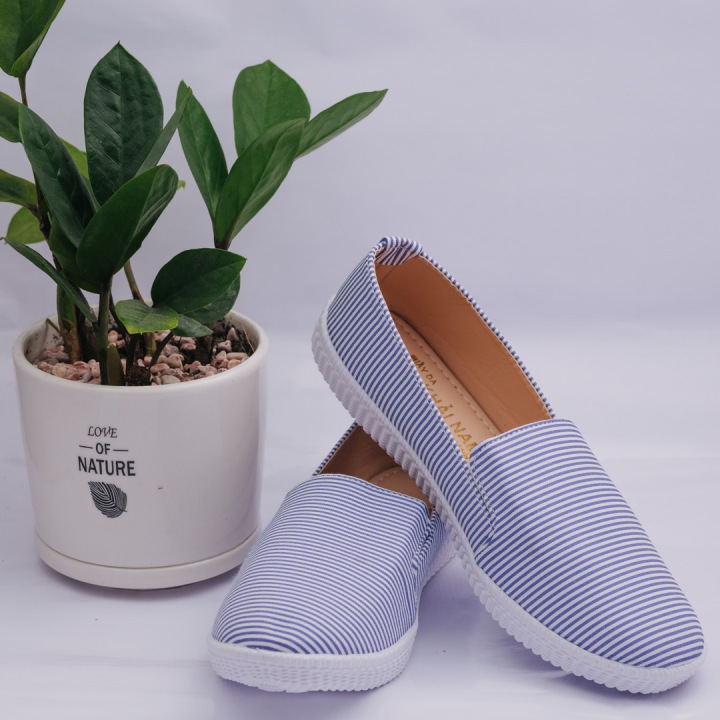 [HCM]GIÀY LƯỜI NỮ SỌC XANH NHÍ
