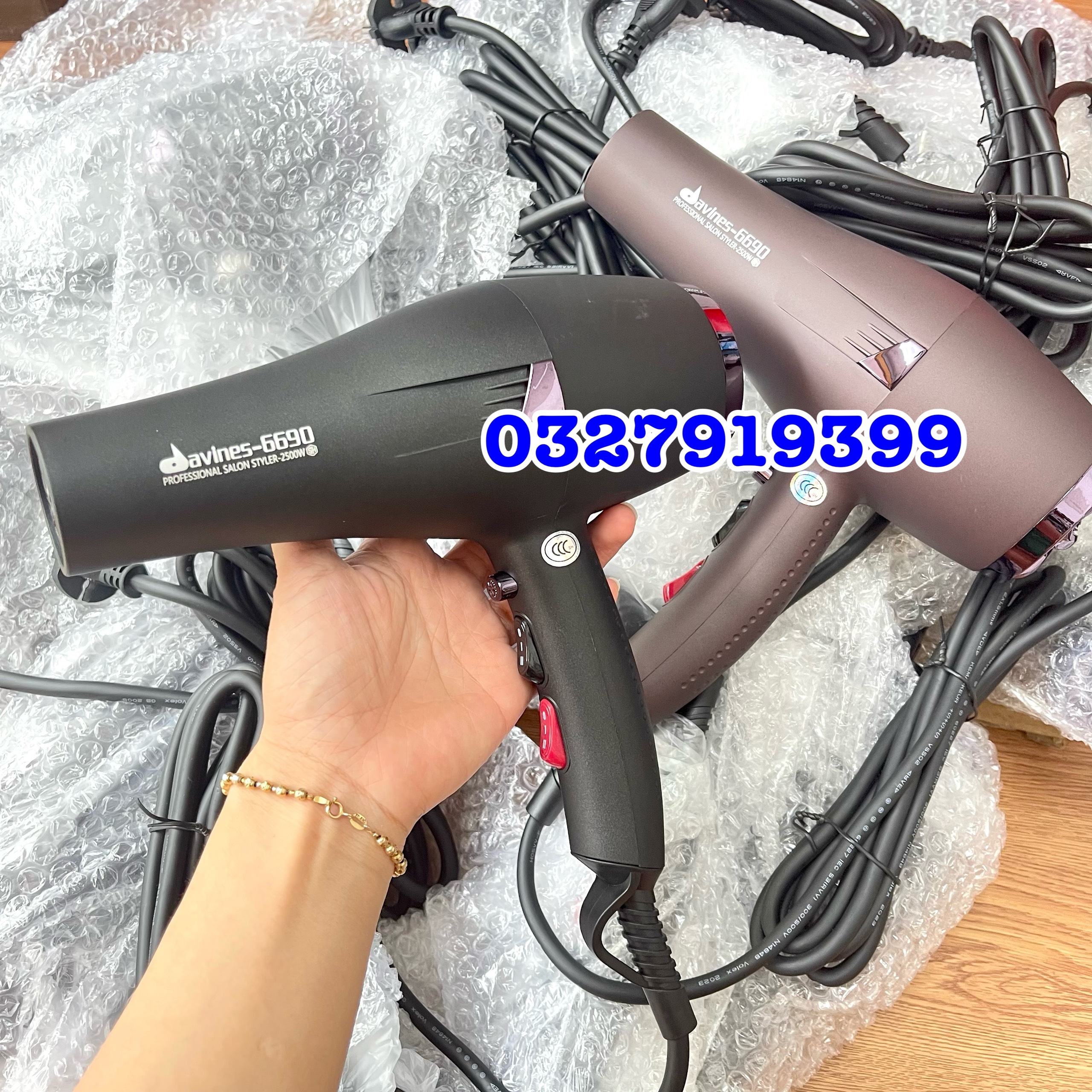 Davines Máy Sấy Tóc Cao Cấp 6690 2500W Chuẩn Salon Điều Tiết Ion Tăng Bóng Mượt Tóc Chống Tĩnh Điện 220V-50/60Hz bảo hành 3 tháng