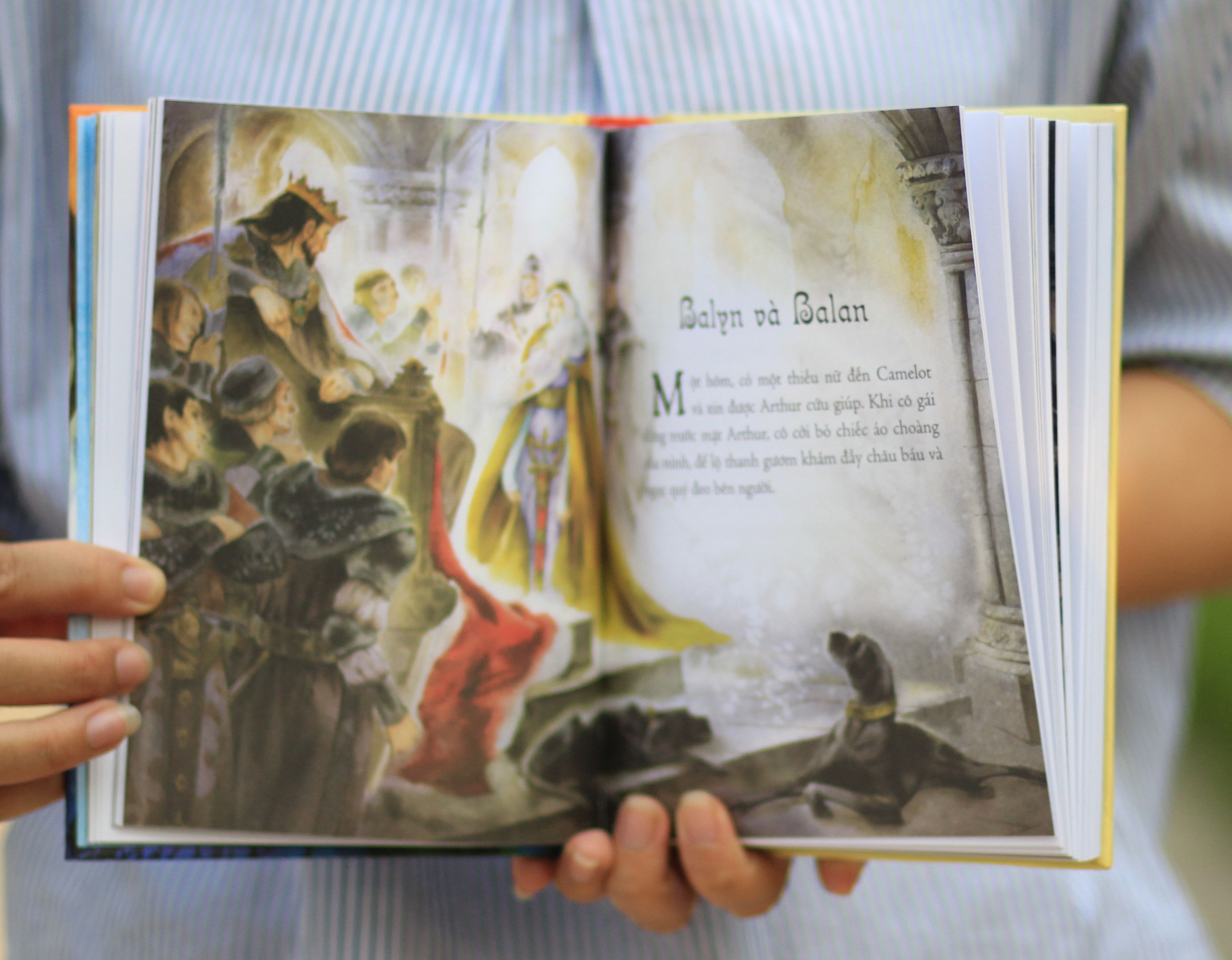 Sách - Illustrated Classics - Truyền thuyết Vua Arthur
