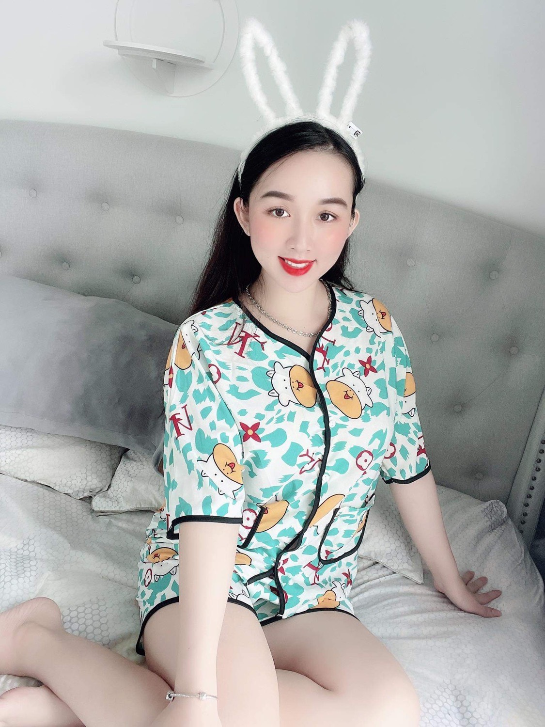 BỘ ĐÙI CÁNH DƠI HỌA TIẾT CON BÒ MỚI NHẤT - FROM BỰ