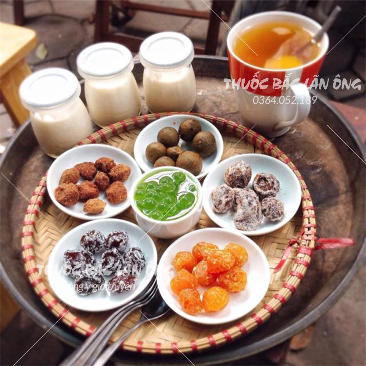 Spicy Apricot Fruit, a Specialty of Hanoi, Spicy Mother Candy, Childhood Snacks - Lan Ong