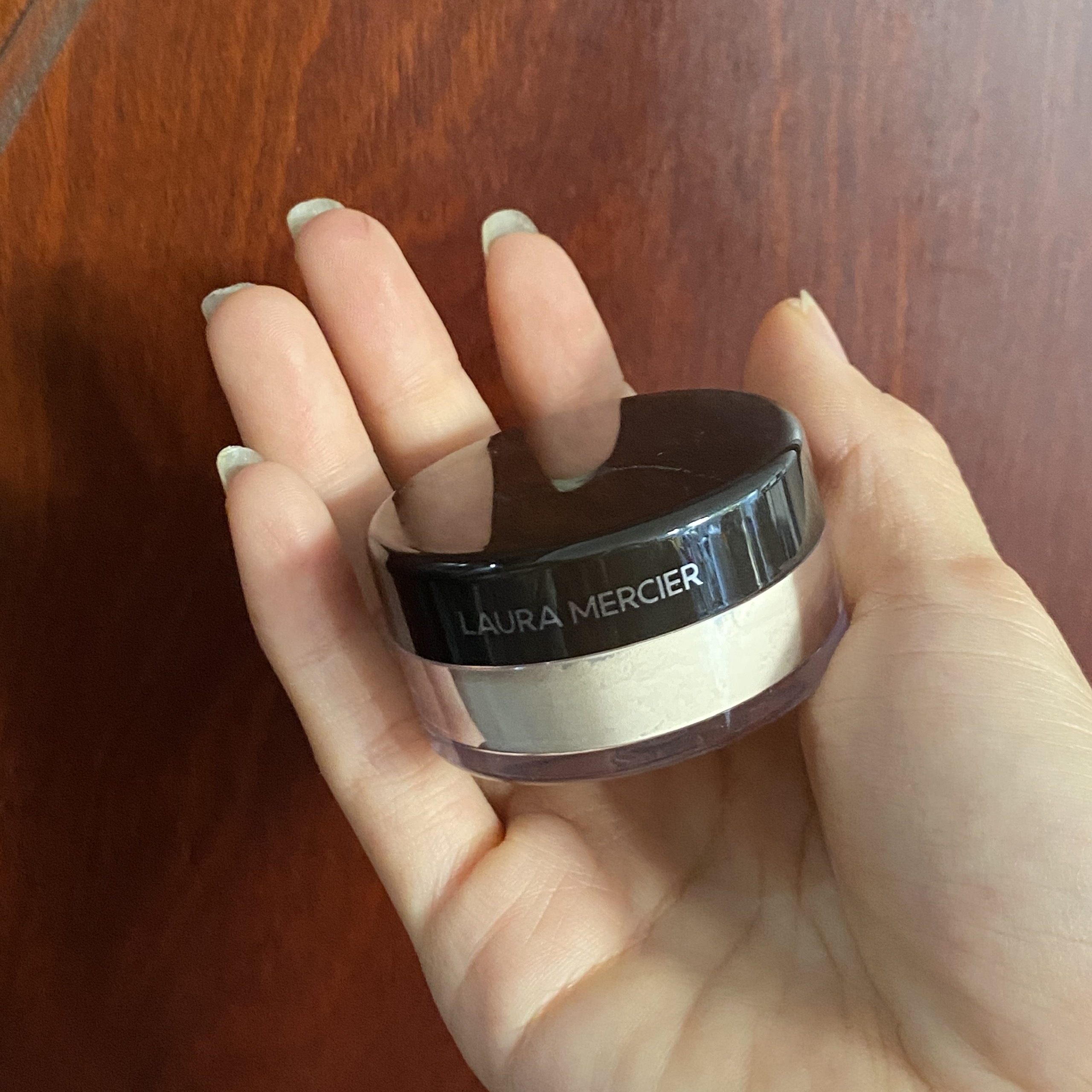 Minisize 5G - Phấn phủ Laura Mercier Translucent BLUR Loose Setting Powder
