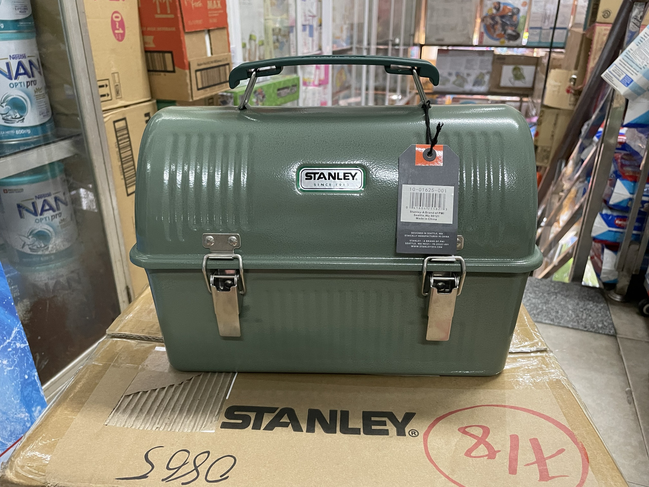 Thùng đựng đồ Stanley 9.4L | lh giá tốt, Stanley Classic 10qt Lunch Box – Large Lunchbox - Fits Meals, Containers, Thermos-Easy to Carry, Built to Last