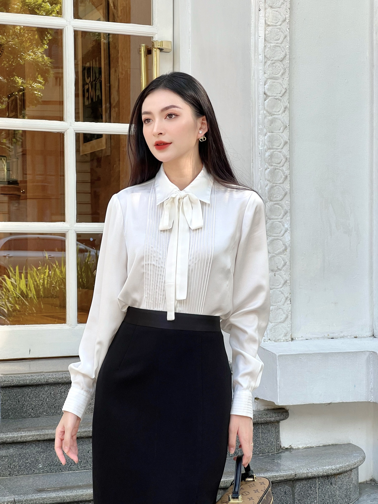 HUONG BOUTIQUE Áo lụa satin cổ đức mí gân HBSM1017