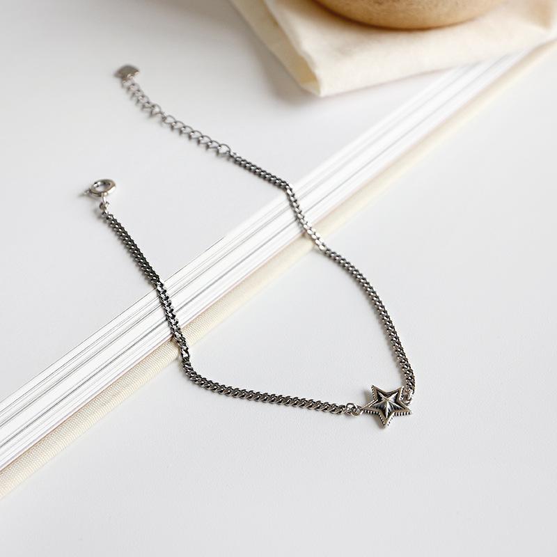Lắc chân bạc ngôi sao