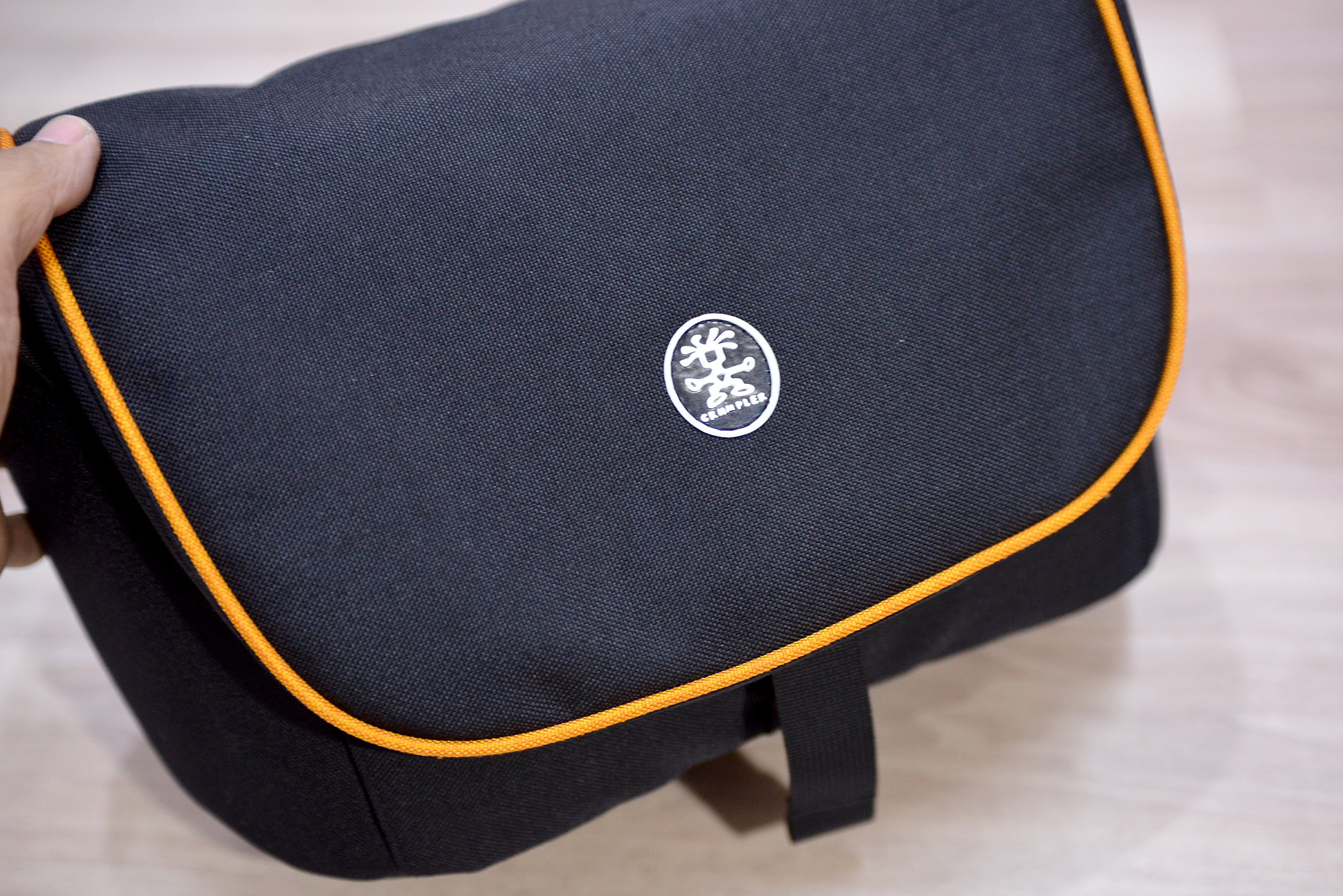 [HCM]Túi máy ảnh Crumpler CupCake 7500 Hình thật