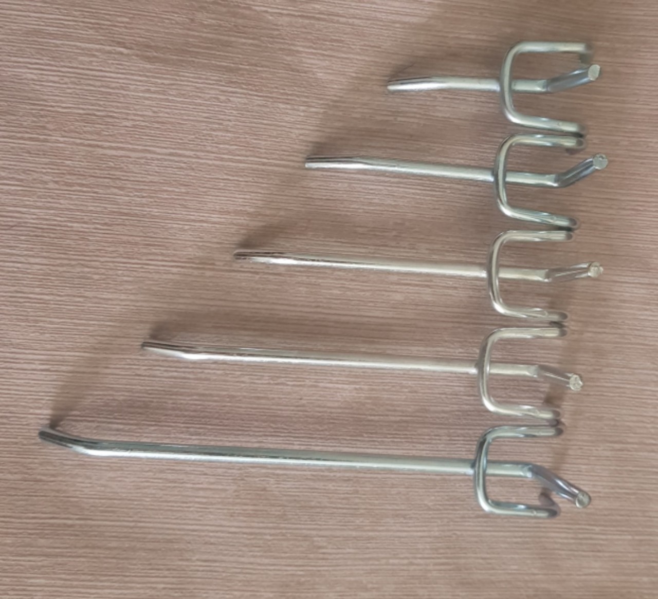 COMBO 50 MÓC TÔN LỖ 3 CHÂN 15 -20-25-30 cm