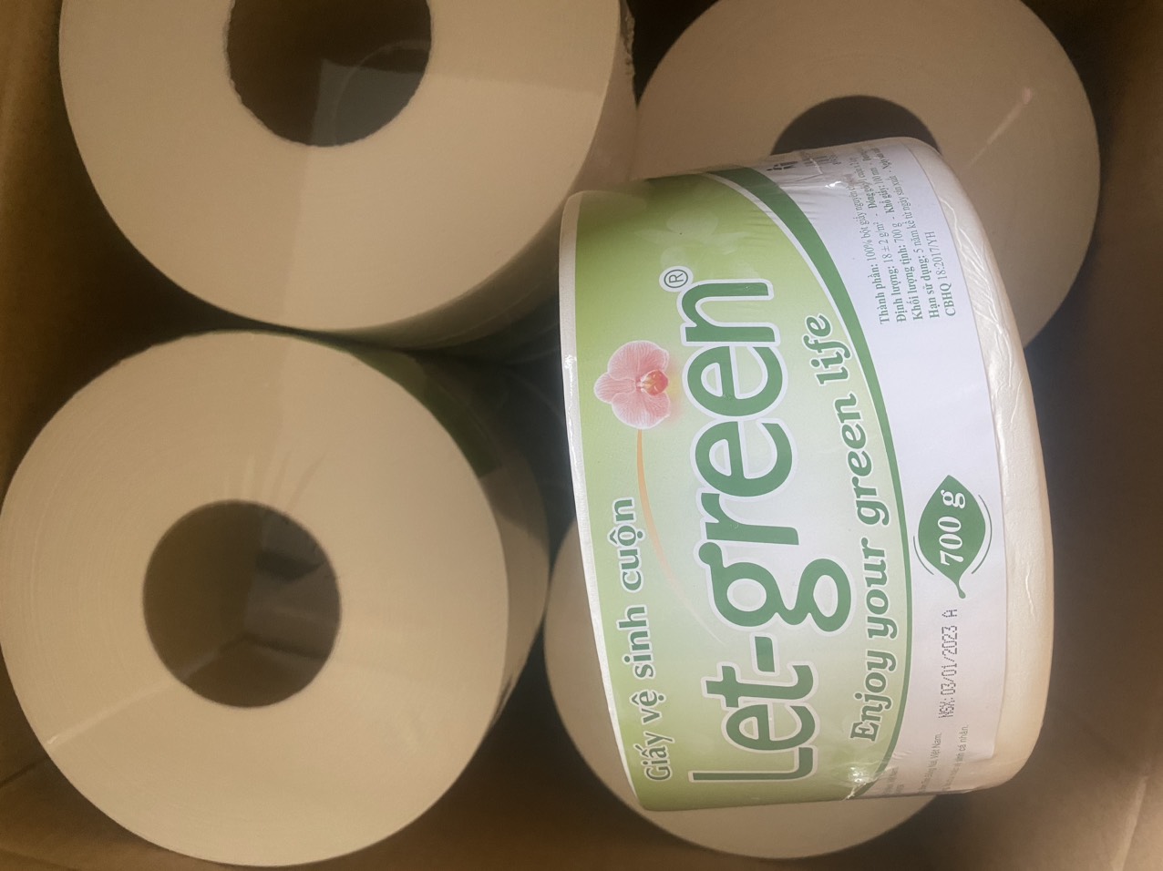 Giấy vệ sinh cuộn lớn Let-green 700gr