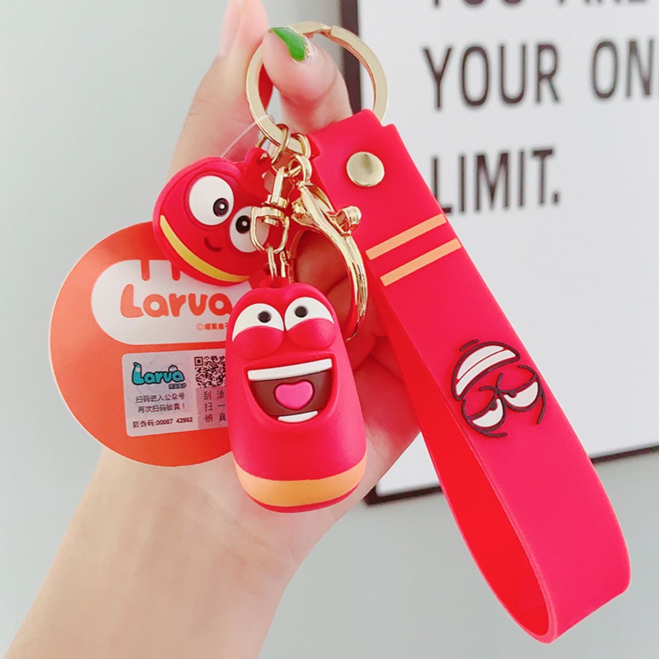 [HCM]móc khóa Larva hoạt hình ấu trùng