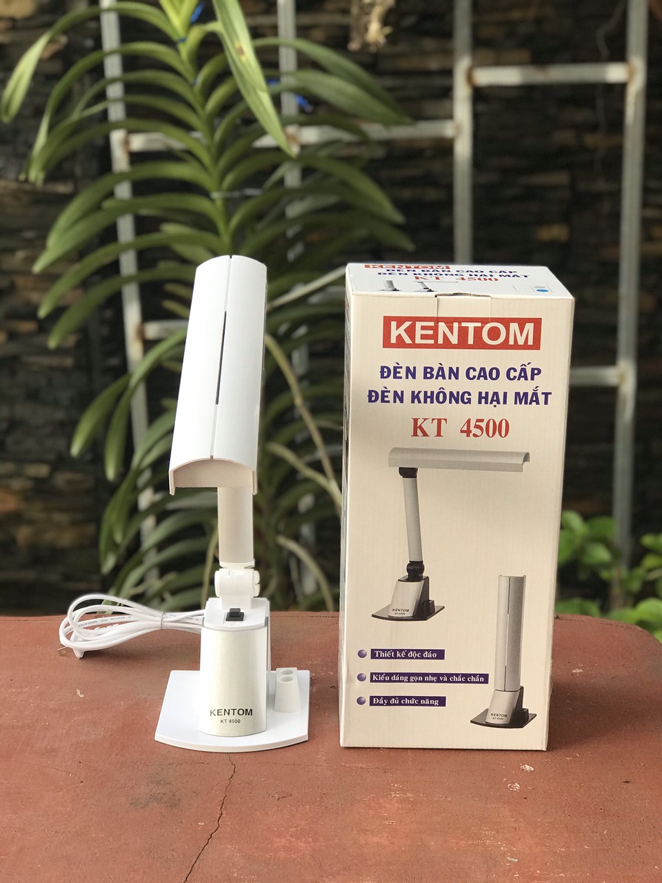 [HCM]Đèn đọc sách để bàn Kentom KT4500