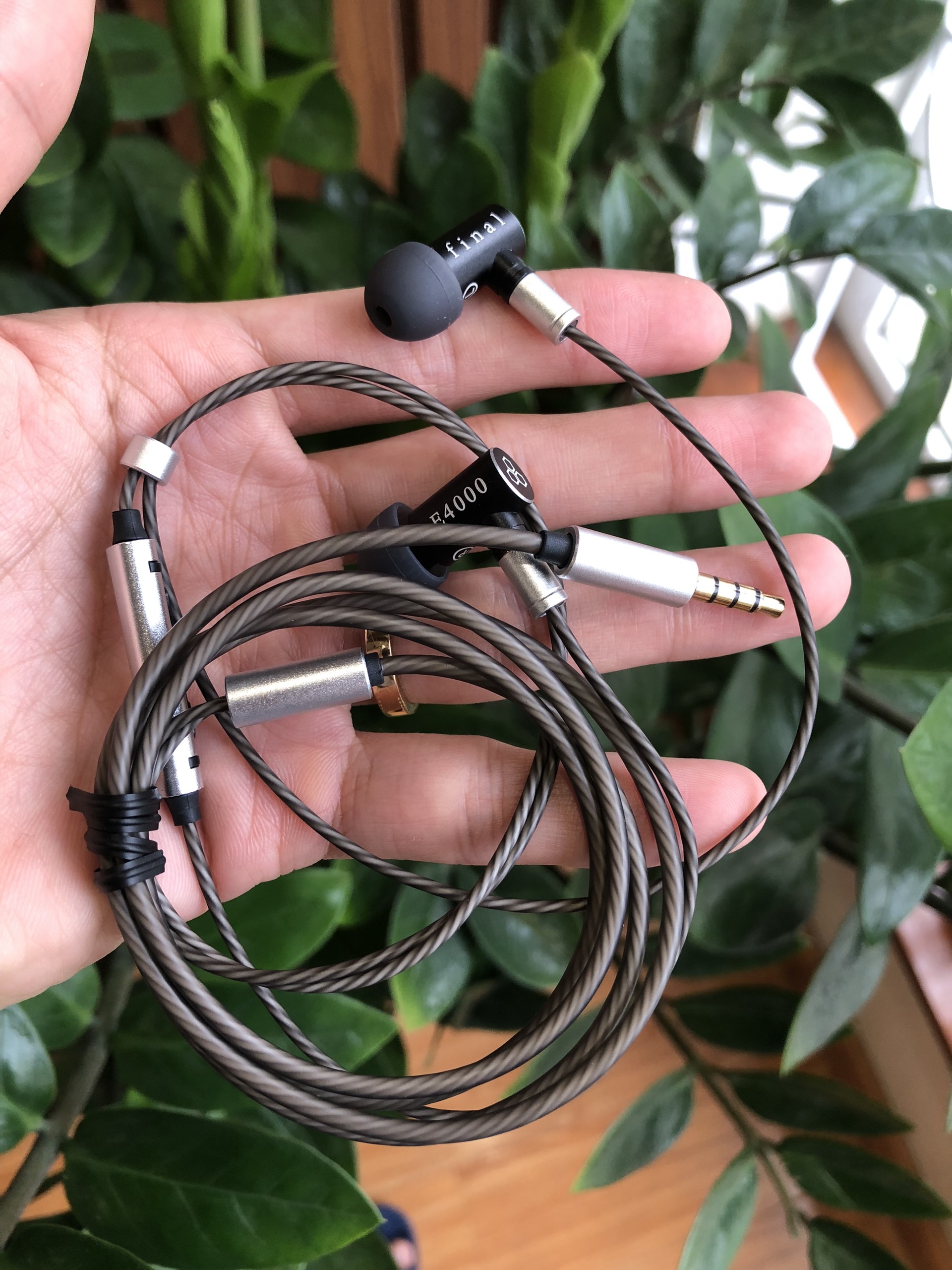 Bộ củ Tai nghe Final E4000 chính hãng chân MMCX