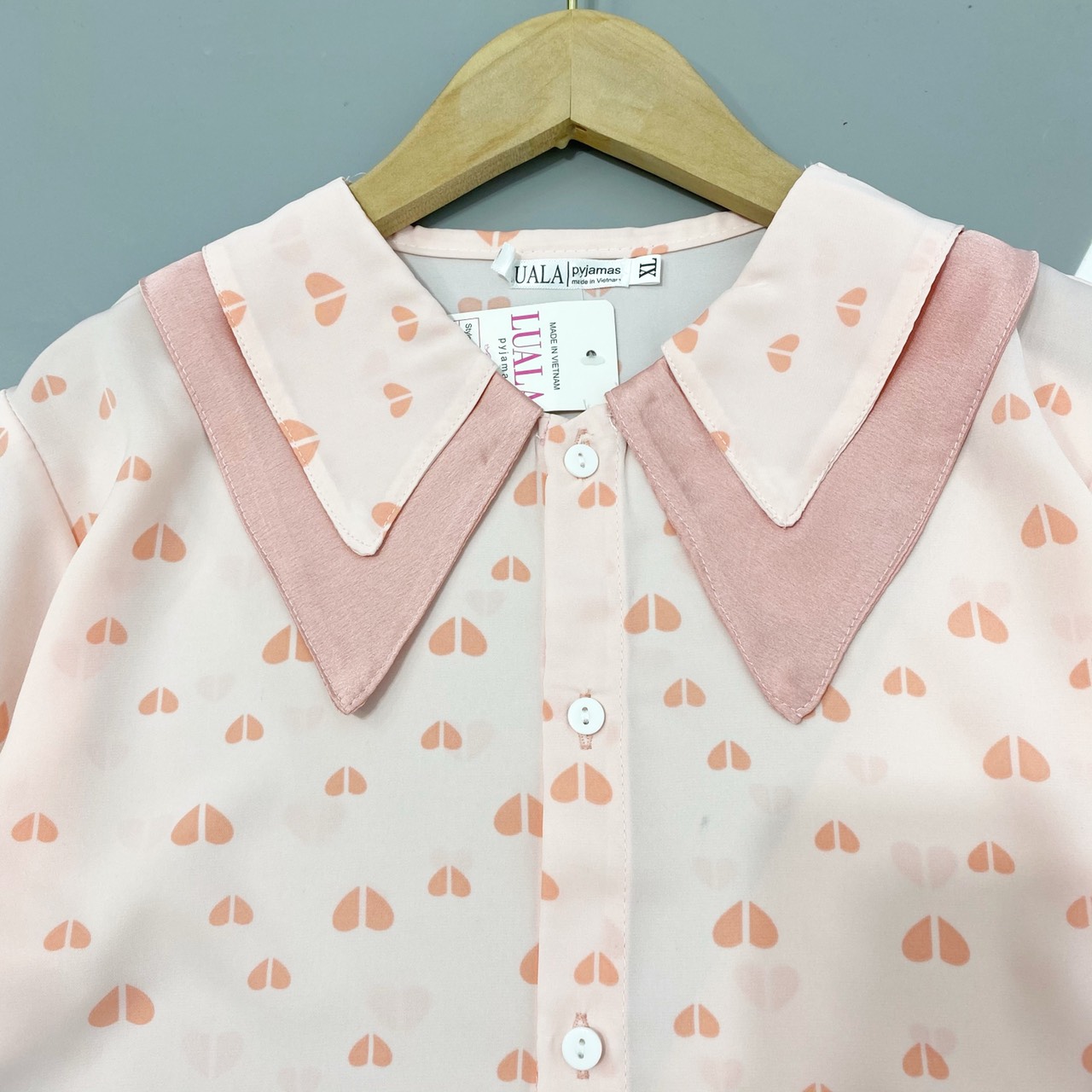 Bộ Pijama Cộc Đùi Lụa Cổ Tiểu Thư Bèo Siêu Xinh