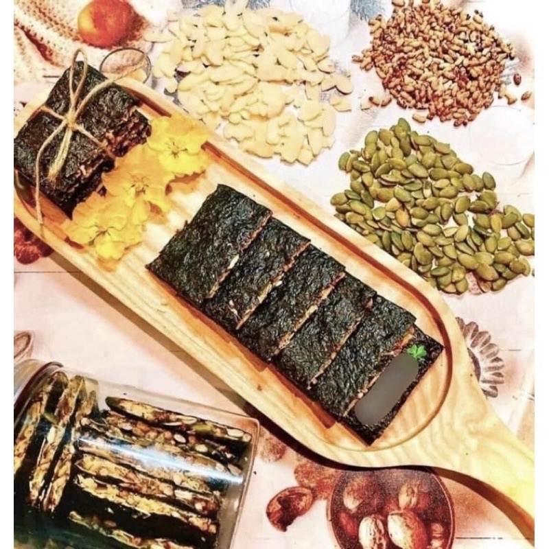 Bánh Rong Biển Kẹp Hạt 250Gr