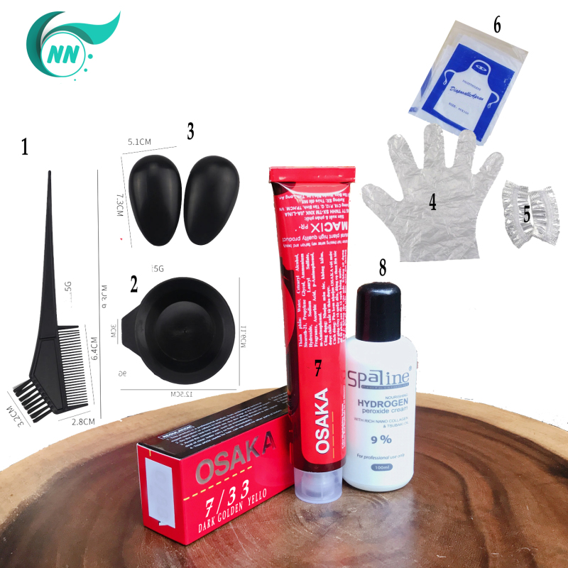 Combo 8 Món Tuýt 7/33 Dark Golden Yellow + Oxy 9 +1 Bát Nhuộm + 1 Chổi Lược Nhuộm Tóc + 2 Chụp Tai Nhựa + 2 Chụp Tai Nilong + 2 Bao Tay Nilong + 1 Áo Choàng Mặc 1 Lần ( Nhuộm Tóc Tại Nhà )