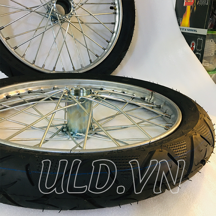 CẶP NIỀN 275 - 17 VÕ MỚI XE BA GÁC