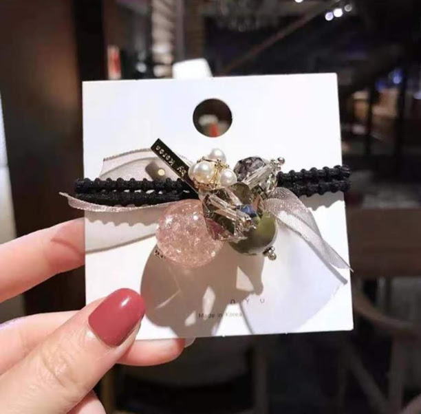 cột tóc đính đá