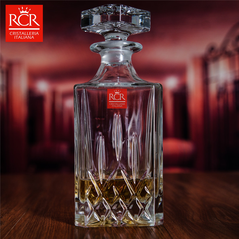 Bình vuông pha lê Ý RCR Opera 750ml