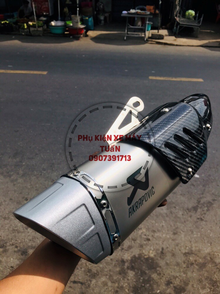 Akrapovic R1 Exhaust Type 1 (Without Exhaust Collar)