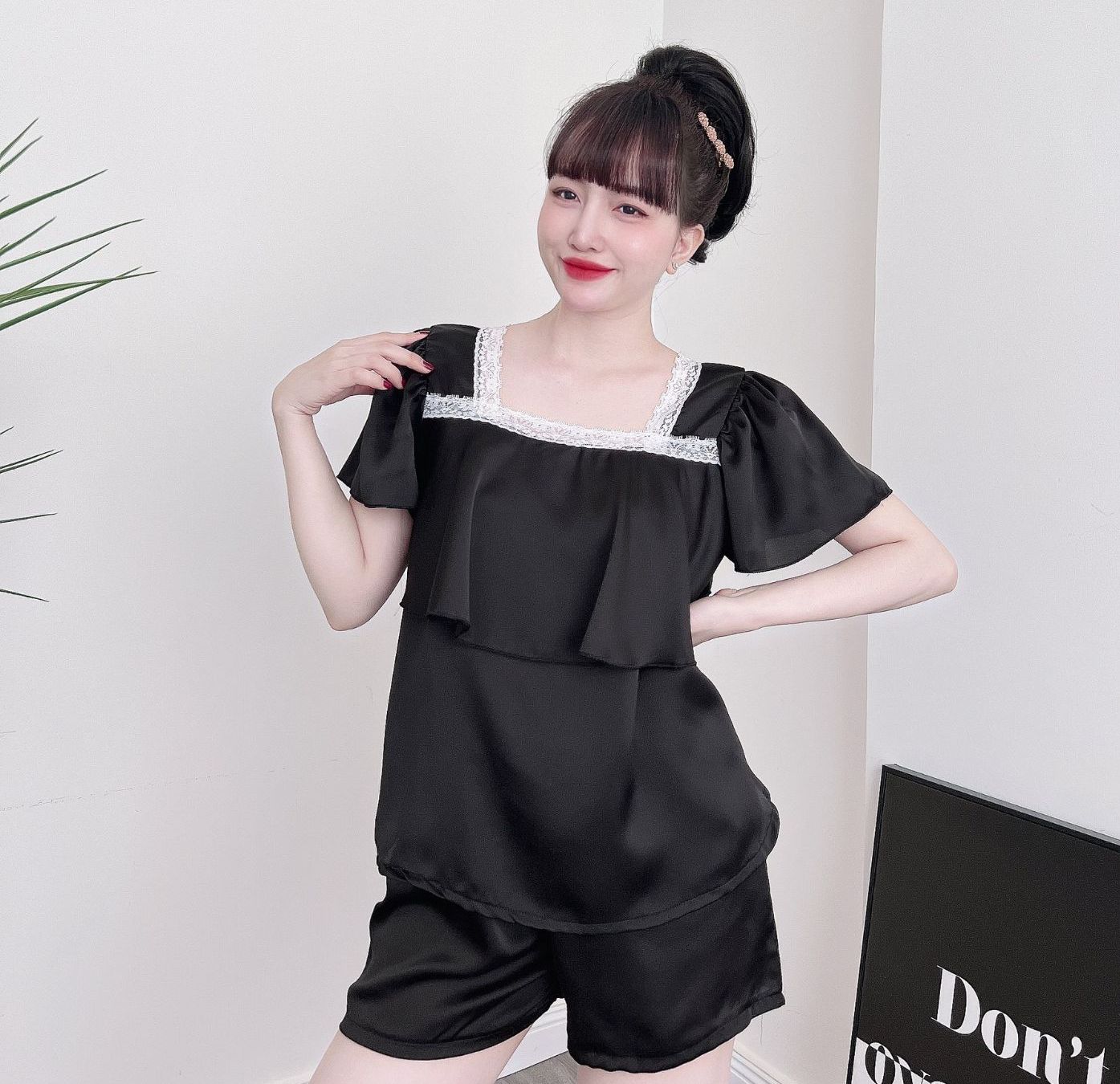 Đồ Bộ Bigsize Đùi Lụa Satin Cổ Vuông  50-100kg