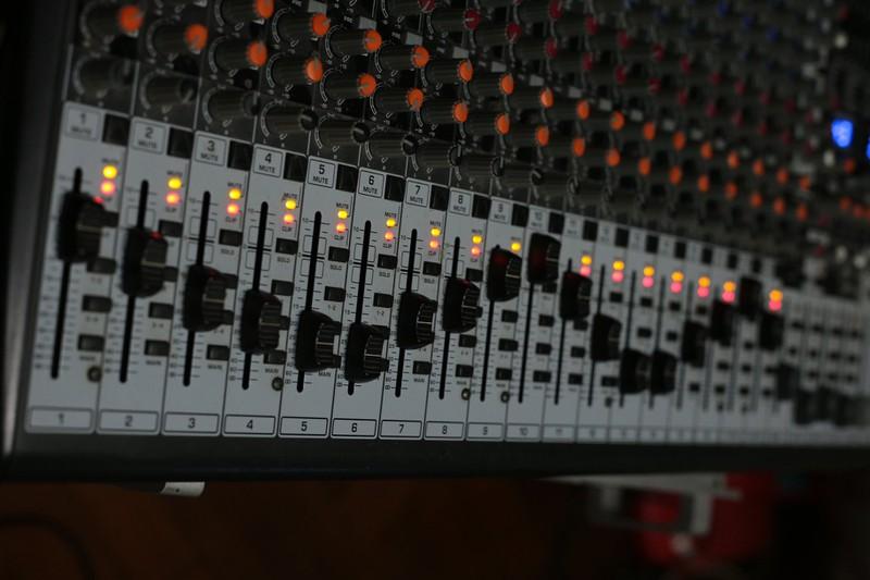 MIXER BEHRINGER SX2442FX