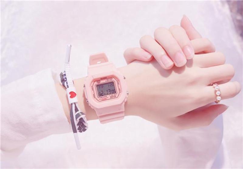 Nơi bán Đồng Hồ Thể Thao Nữ SPORT WATCH mặt vuông siêu đẹp + Tặng Vòng tay.