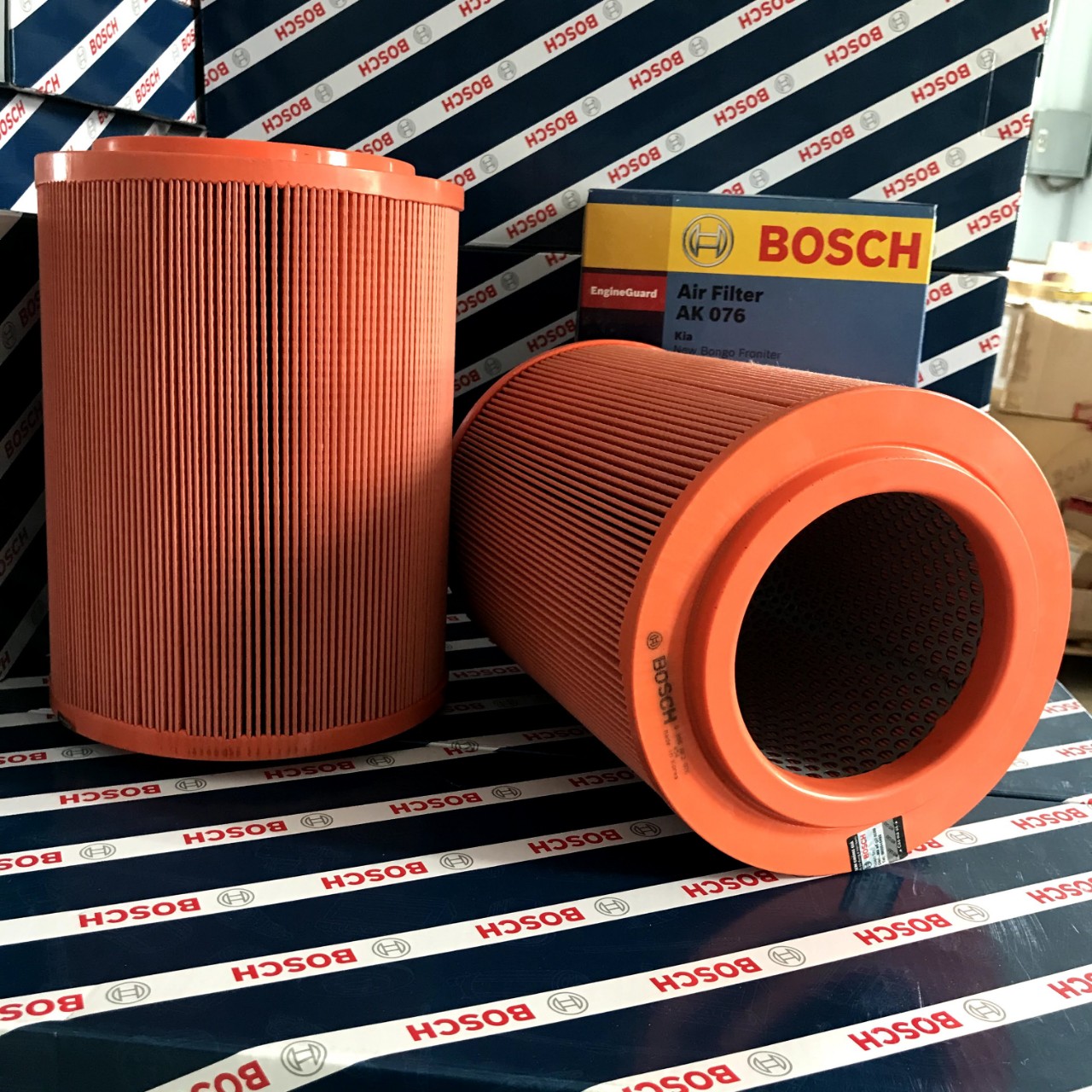 Lọc Gió Bosch AK076 - Kia-K3000Sdiesel