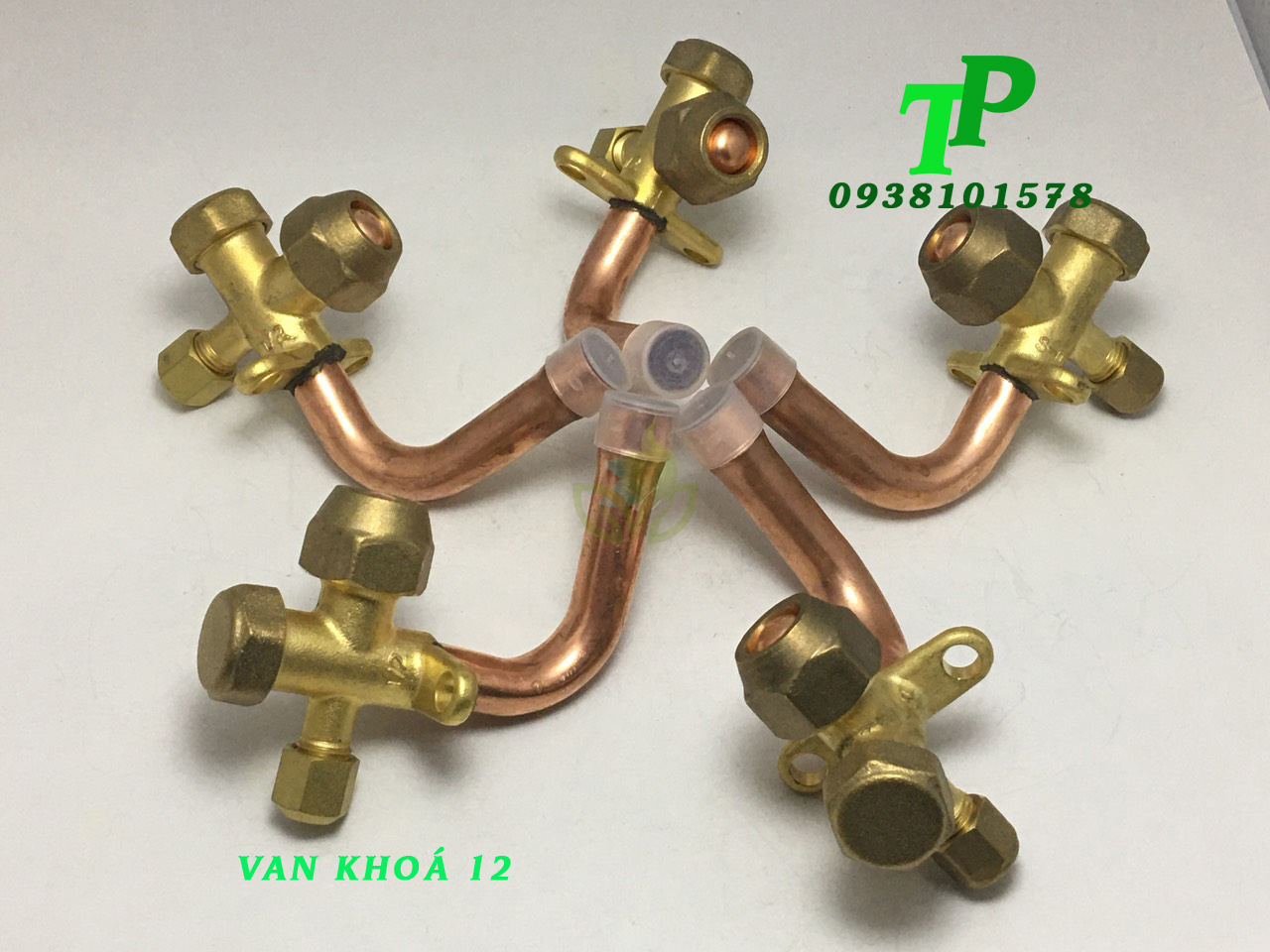 Van khóa cục nóng điều hòa phi 12