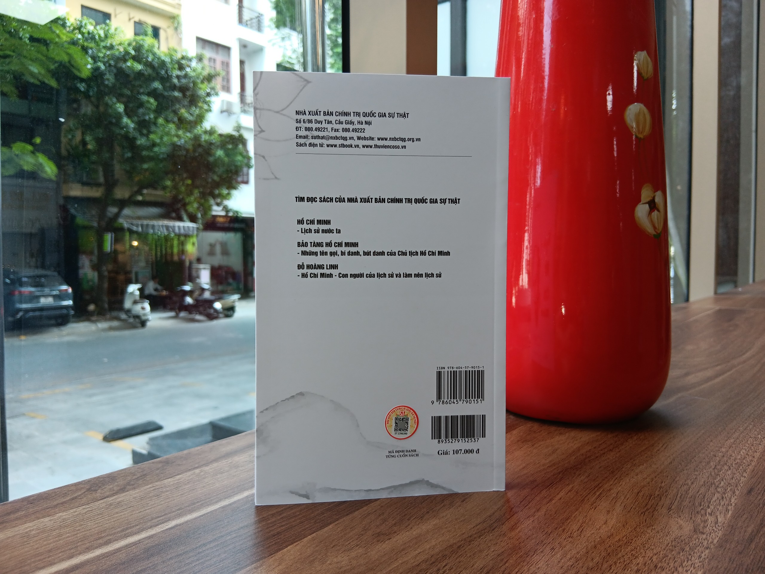 TRUYỆN VỀ HỒ CHÍ MINH