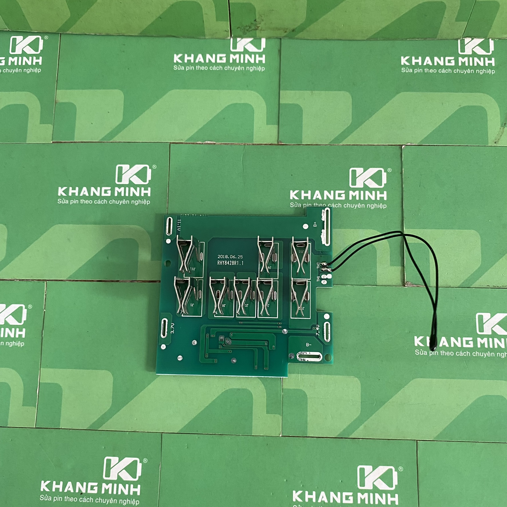 Vỏ mạch pin makita 4s 14.4v max bl1415g bl1413g nhận sạc zin