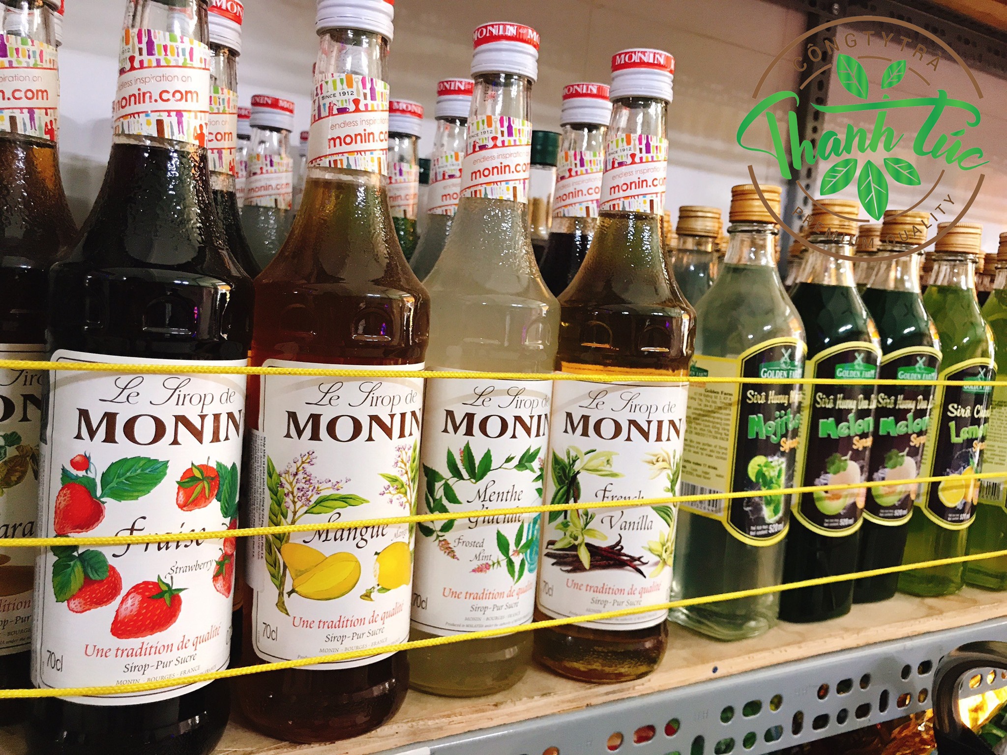 Siro Monin Chai Thủy Tinh Mùi Lựu Chai 700ml
