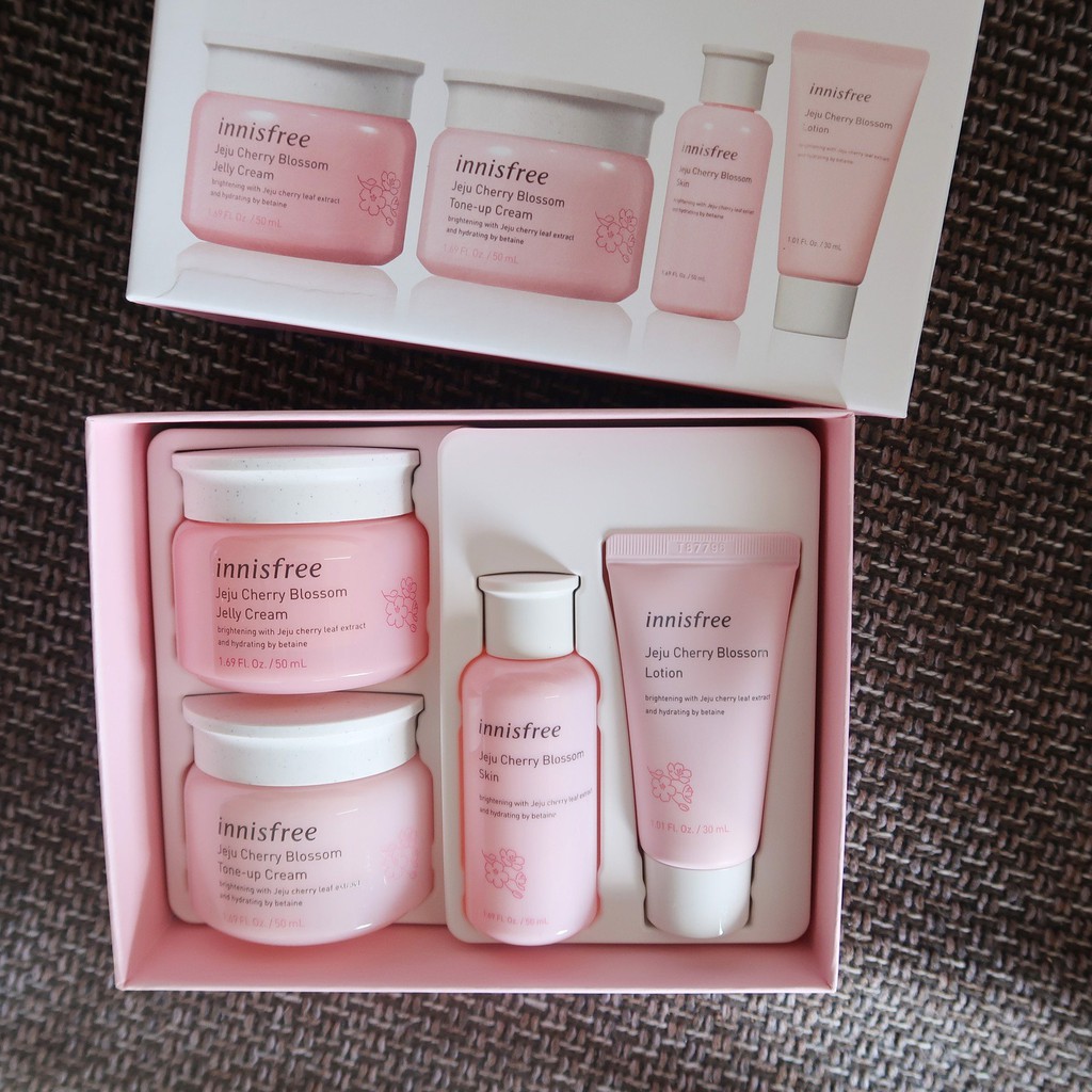 Bộ Dưỡng Da Innisfree Jeju Cherry Blossom