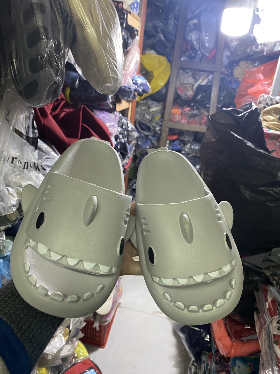 DÉP CÁ MẬP NHIỀU MÀU SIZE 36-40