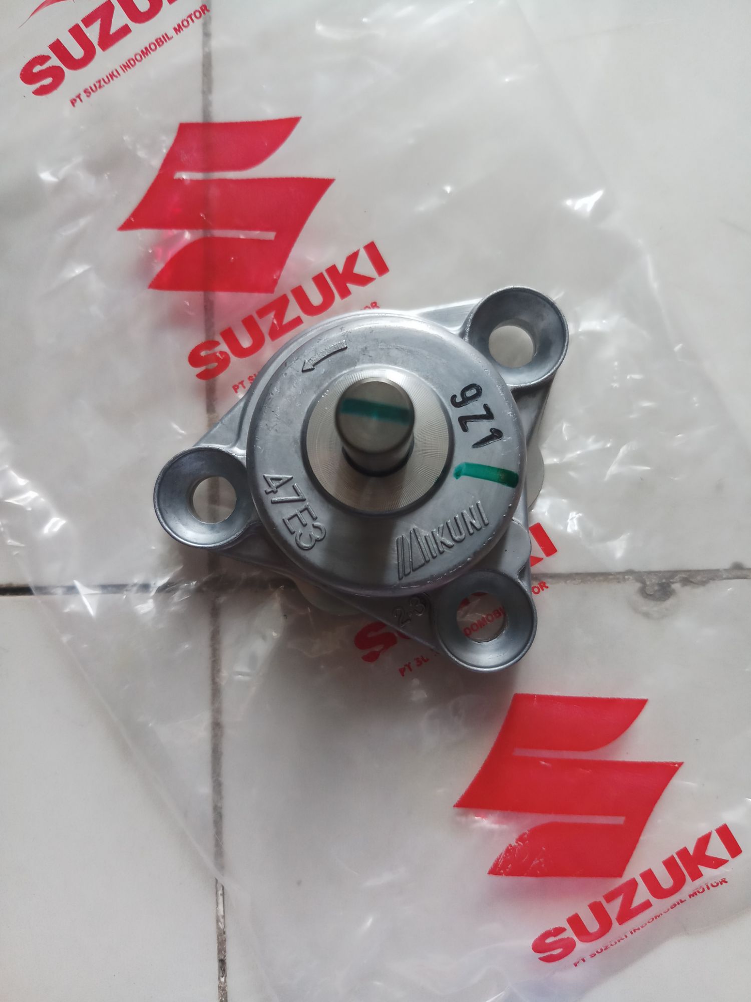 Bơm nhớt Raider xăng cơ