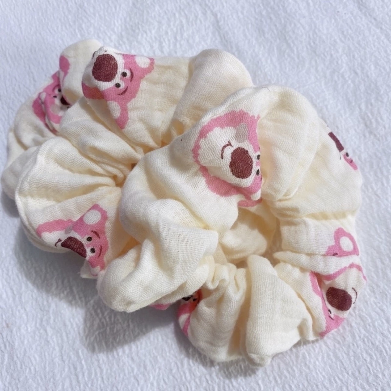 Scrunchies cột tóc, buộc tóc tiểu thư hình gấu màu be dễ thương