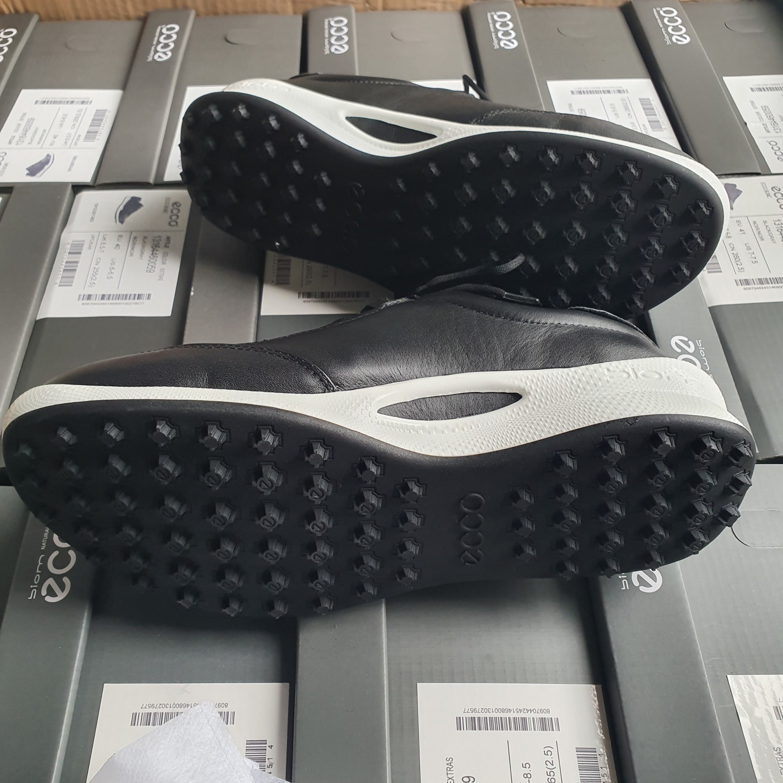 Giày golf nam CORE 100322-12323 màu đen| ECCO