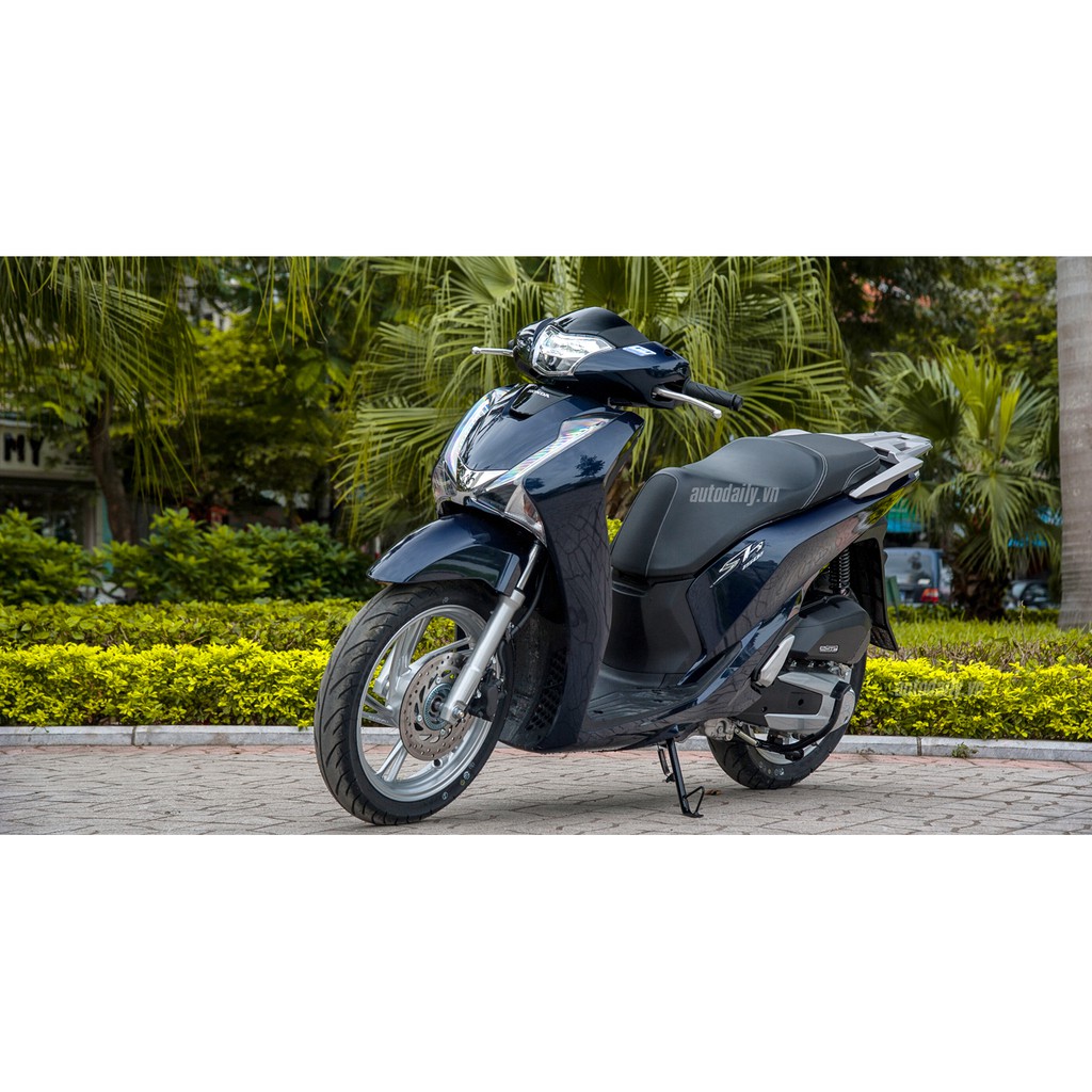 Ốp tay dắt (cảng sau) phủ cacbon xe SH 2020 - 2022 - MT 2022