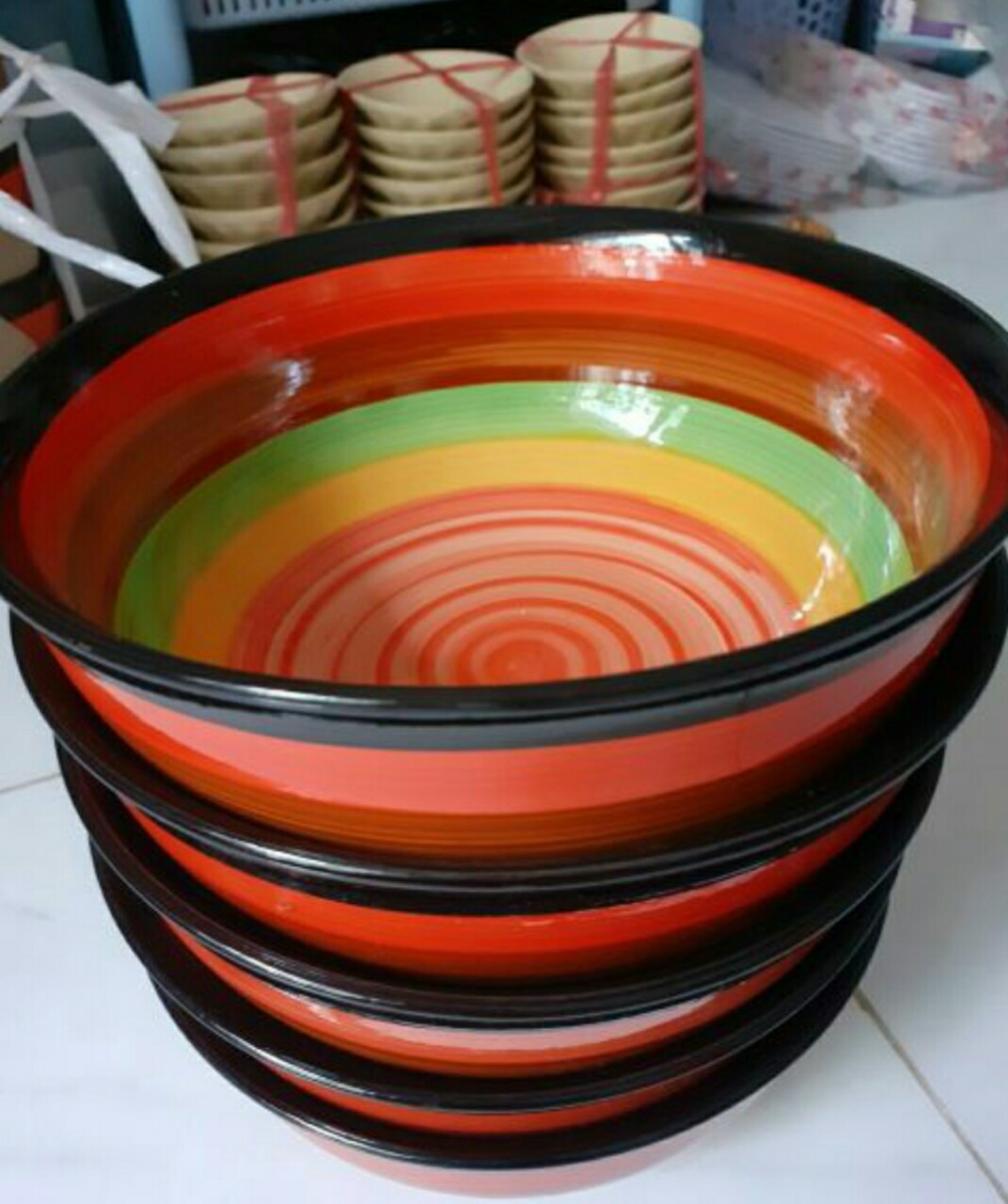 TÔ SỨ CẦU VỒNG 18 CM