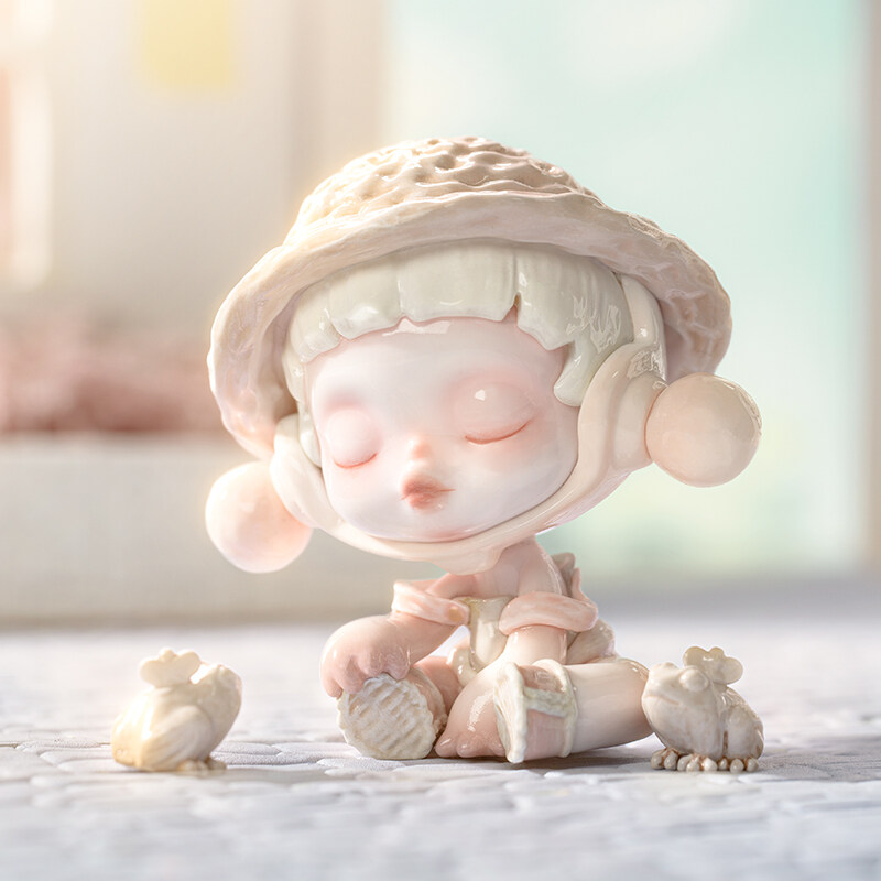 POP MART SKULLPANDA The Warmth Series Blind Box Figure
