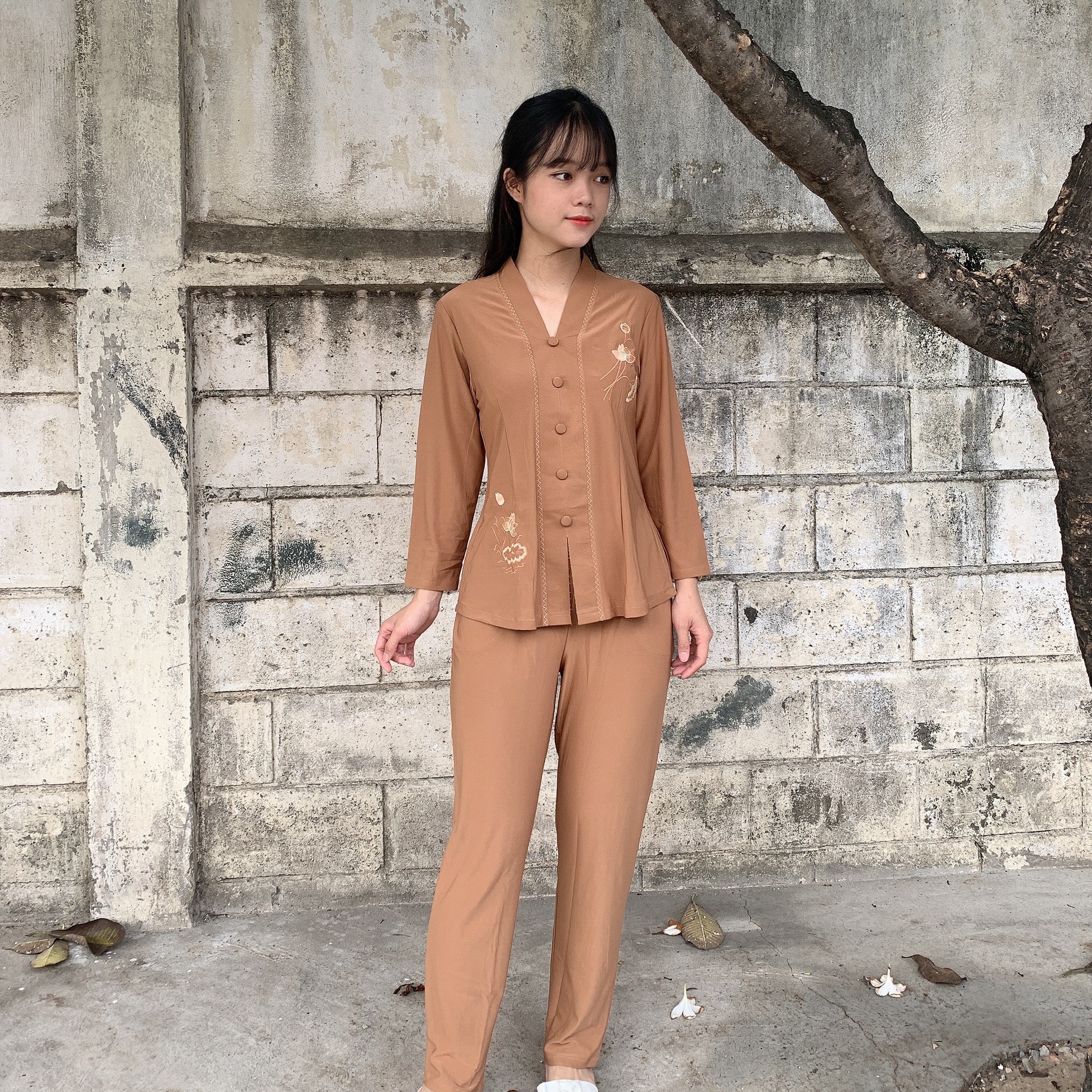 Đồ lam đi chùa nữ, đồ phật tử mẫu thun lắc bông