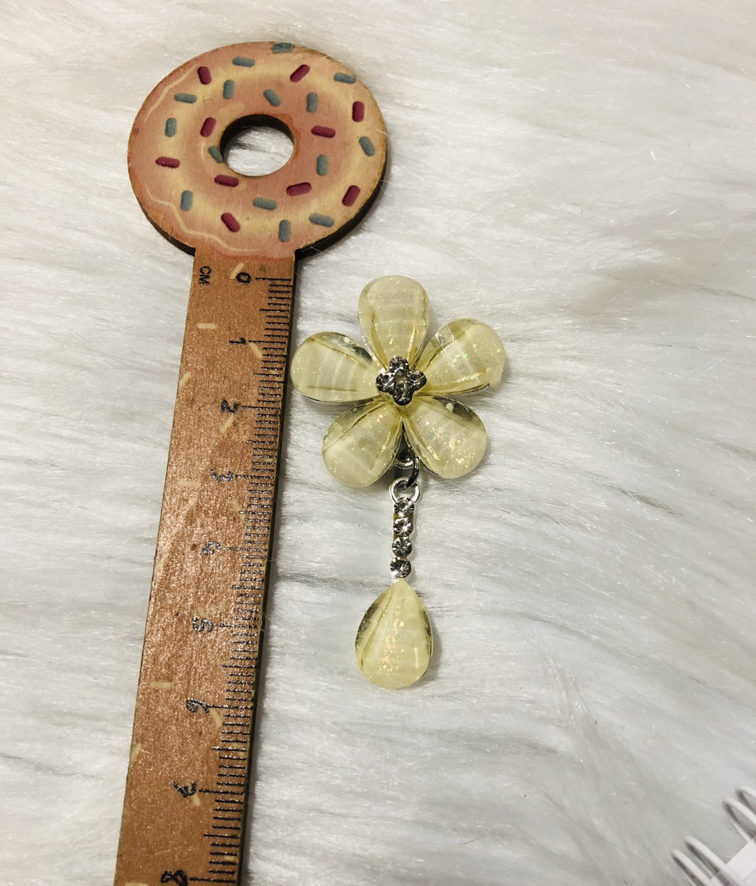 [HCM]Cài áo hoa 5 cánh đính đá. Dài 6cm
