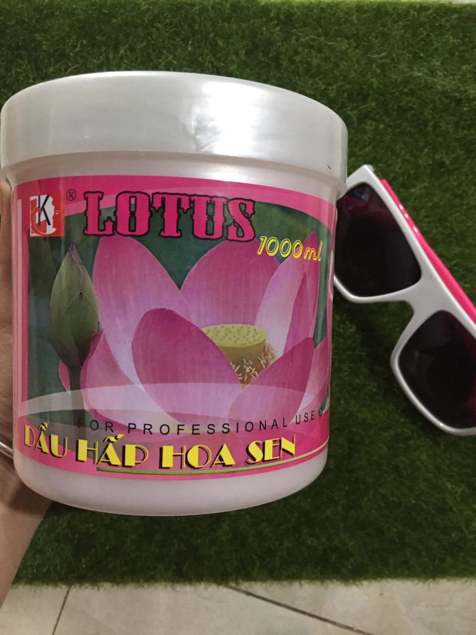 Hấp dầu mượt thơm tóc Hoa Sen 1000 ml