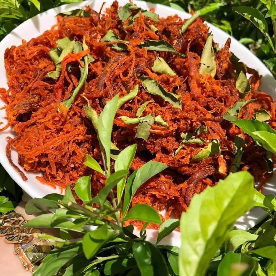 Khô bò sợi lá chanh (heo giã bò)