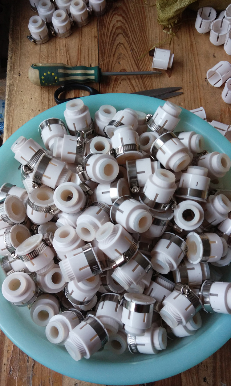 Đầu Nối Vòi Nước Đa Năng Ren 22mm