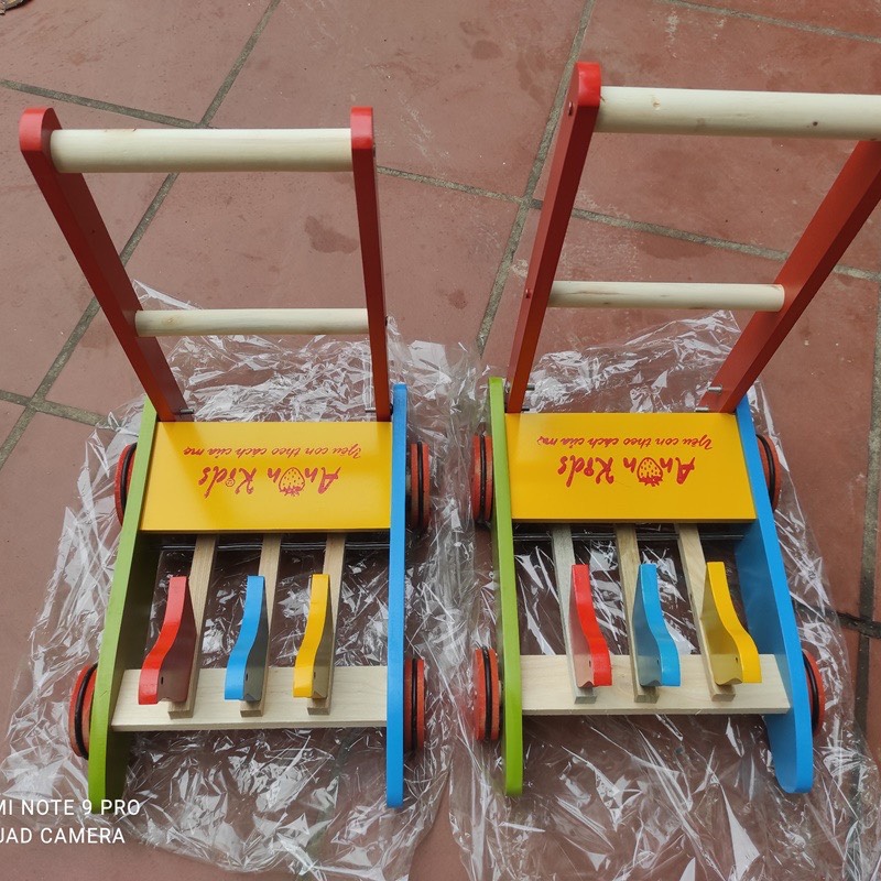Premium 3 chicken wooden learning Walker for your baby