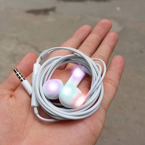 Tai nghe Tca cho 5,6,6+ Bass hay có mic đàm thoại