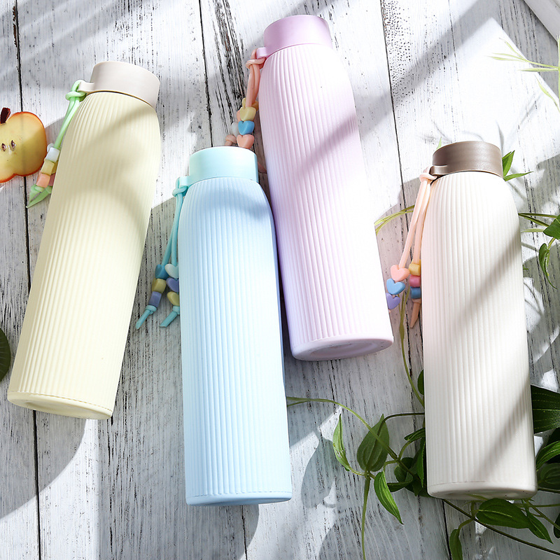 [HCM][ LOẠI TỐT ] BÌNH ĐỰNG NƯỚC THỦY TINH GIỮ NHIỆT 420ML CÓ VỎ BỌC SILICON PHONG CÁCH HÀN QUỐC LOẠI TỐT AN TOÀN SỨC KHỎE