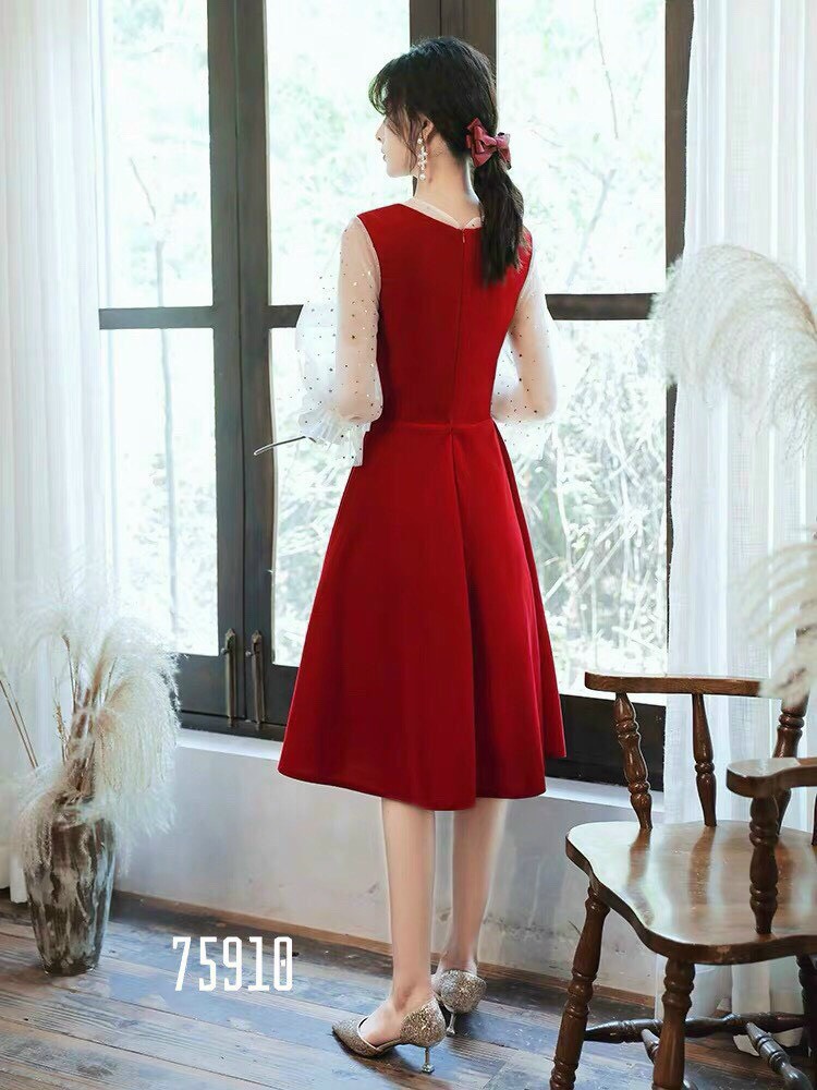 Đầm tiểu thư phối nơ cực xinh cho phái nữ