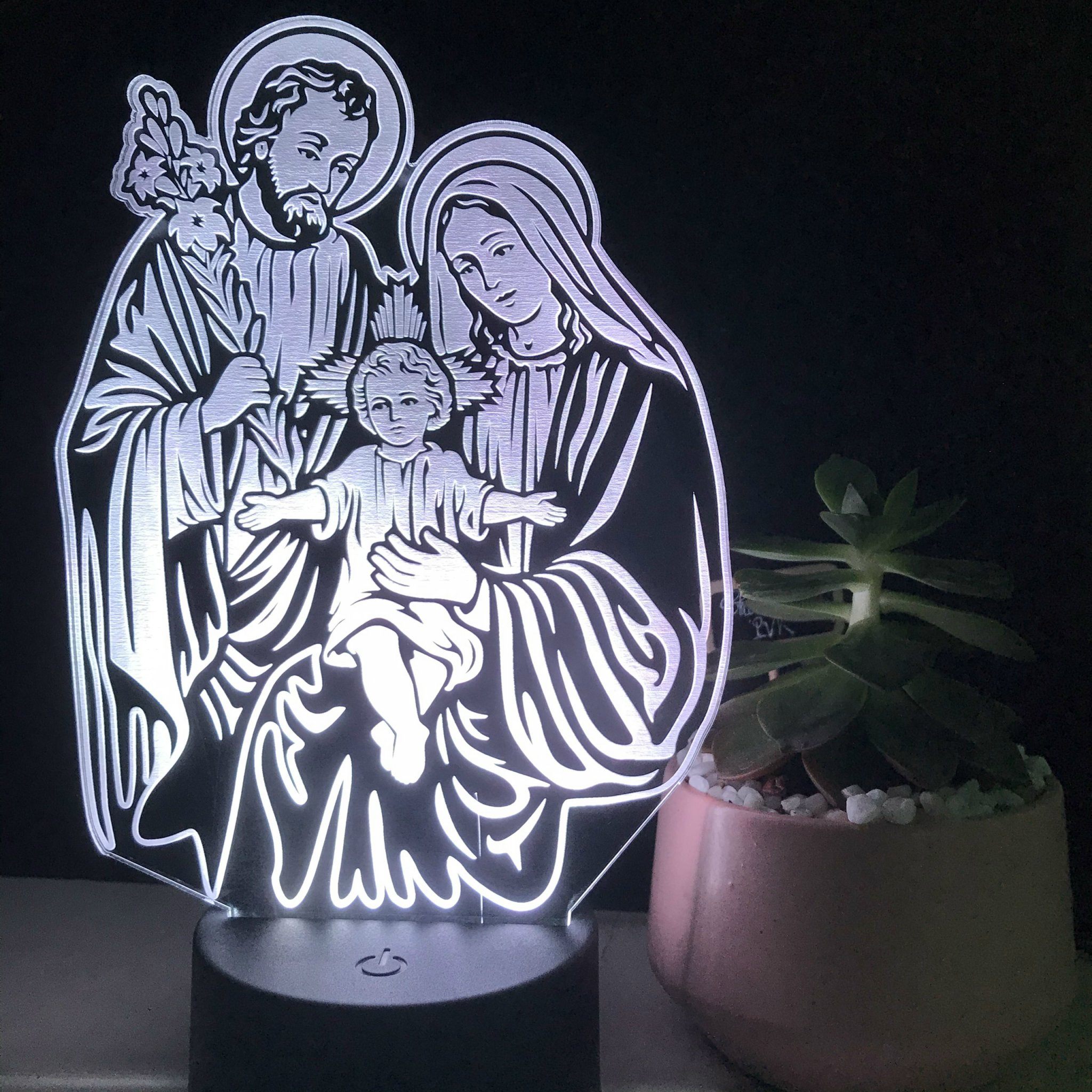 Đèn led khắc tượng Gia Đình Chúa, đèn thờ, tranh thư pháp, Đèn led khắc hình theo yêu cầu, đèn khắc hình cá nhân,quà tặng sinh nhật, quàng tặng đám cưới, tranh thư pháp,đèn để bàn, đèn ngủ, đèn trang trí, quà tặng khai trương